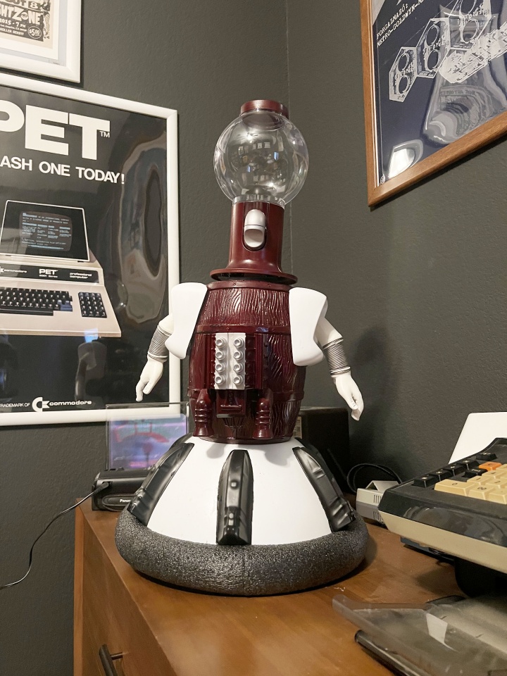 Completed Tom Servo